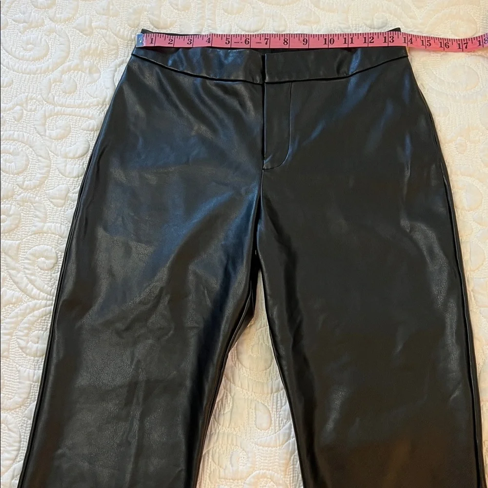 Lola and Sophie Vegan Faux Leather Cropped Black Pants Stretch Trousers Size 2
